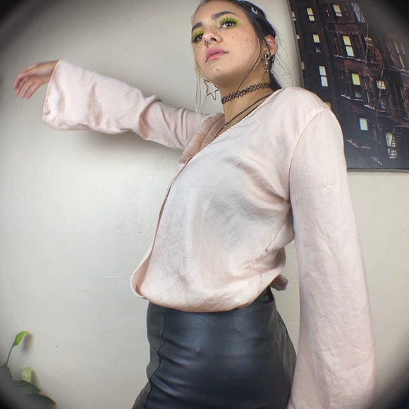 silly blouse - Picture 2 of 4